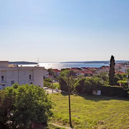 2 Bedroom Awesome Apartment In Barbat-Rab Banjol
