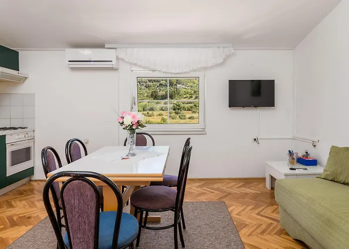 Appartement 2 Bedroom Awesome In Barbat-rab Banjol