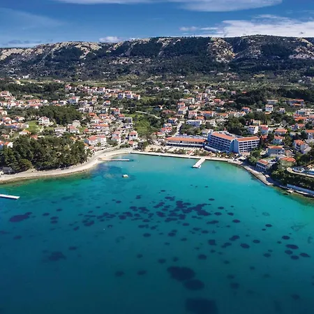 Διαμέρισμα 2 Bedroom Awesome In Barbat-rab