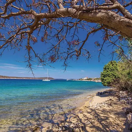 Διαμέρισμα 2 Bedroom Awesome In Barbat-rab *